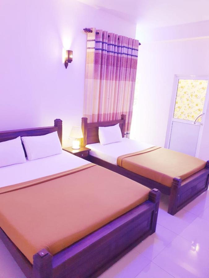 Delhousie Hotel Nallathanniya Extérieur photo