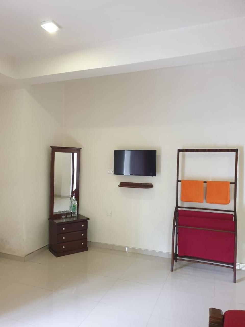 Delhousie Hotel Nallathanniya Chambre photo
