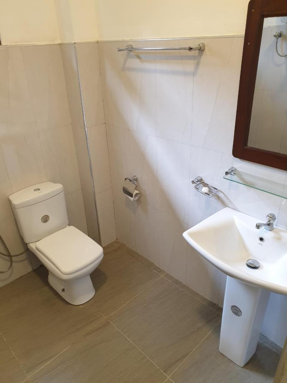 Delhousie Hotel Nallathanniya Chambre photo