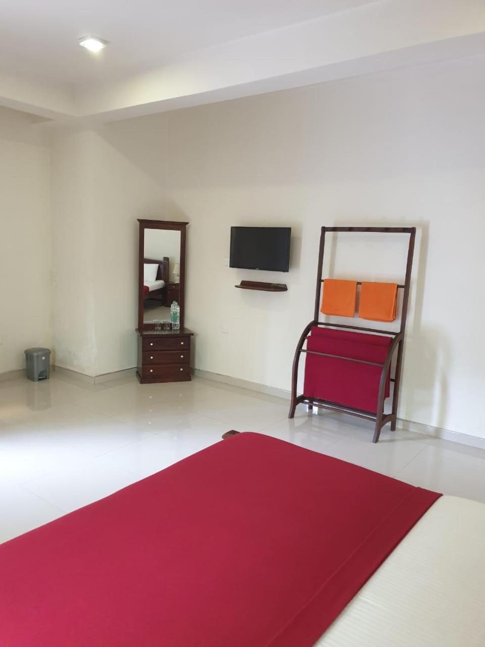 Delhousie Hotel Nallathanniya Chambre photo